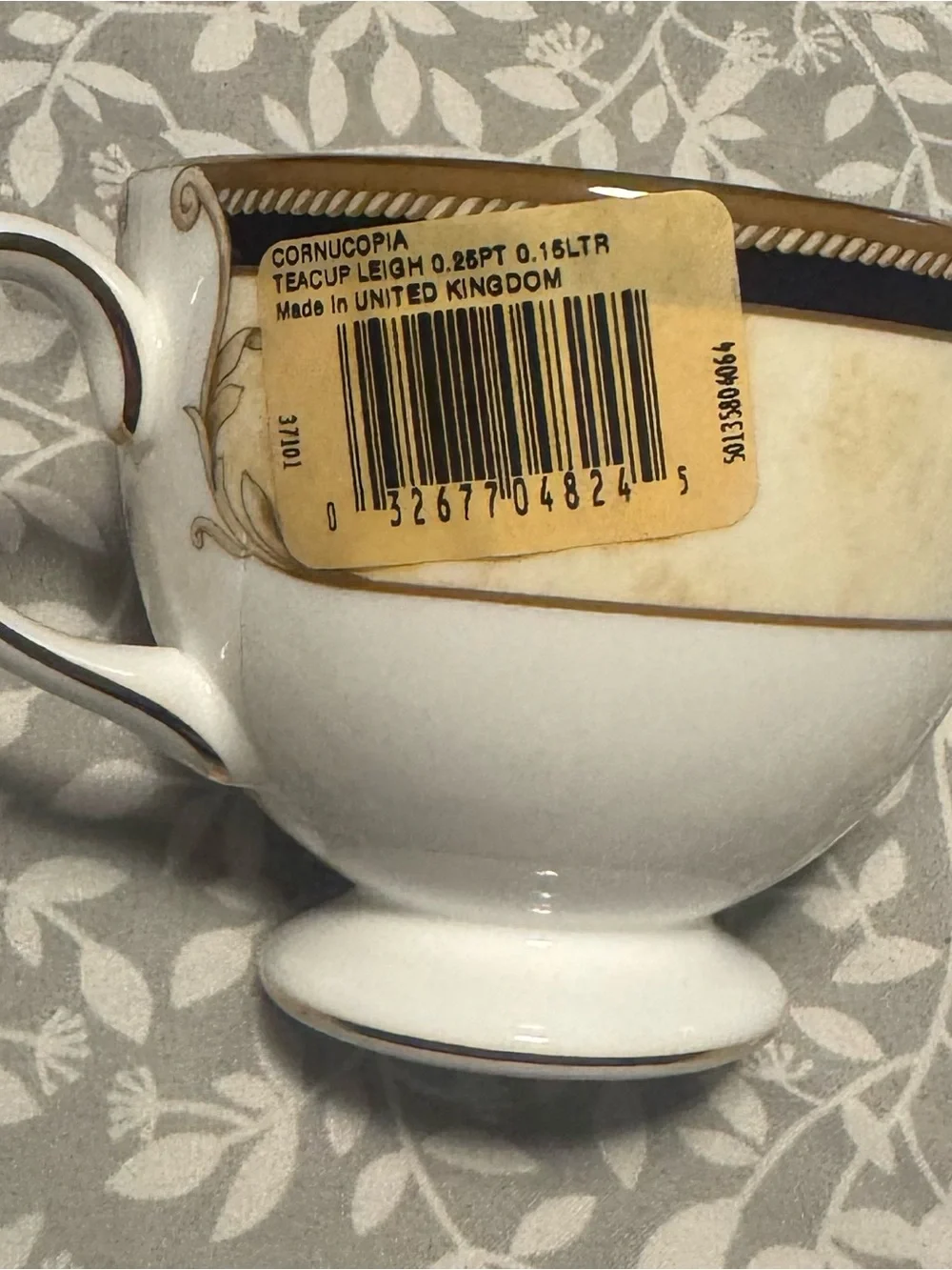 Wedgewood Cornucopia dinner set(s)